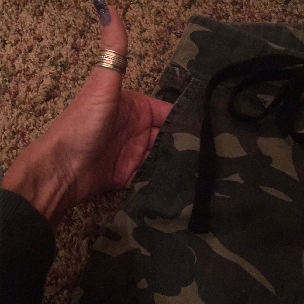 VIP girls joggers - Picture 3 of 4